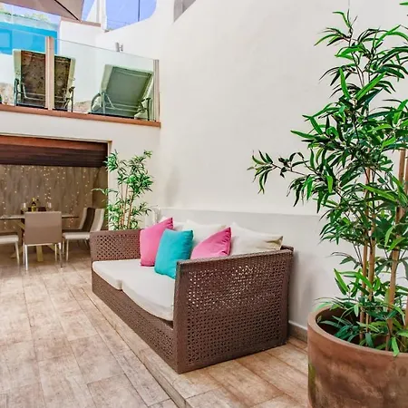 Number 11 Дом отдыха *