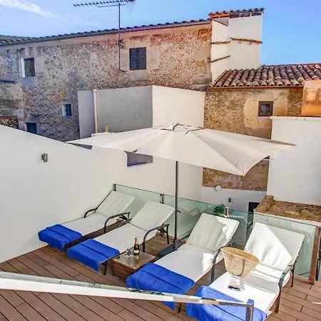 Number 11 * Pollença